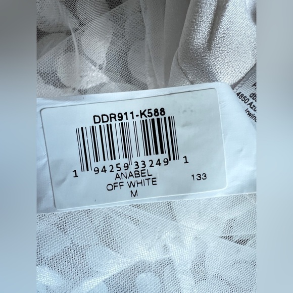 Dress the Population Anabel Semisheer Sweetheart Neck Gown Off White Size M NWT - Picture 12 of 16